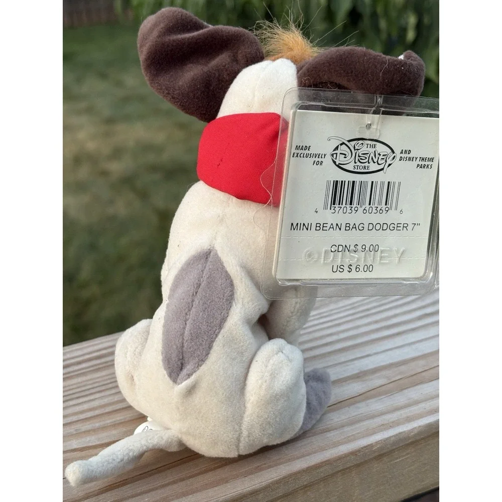 Disney vintage dodger